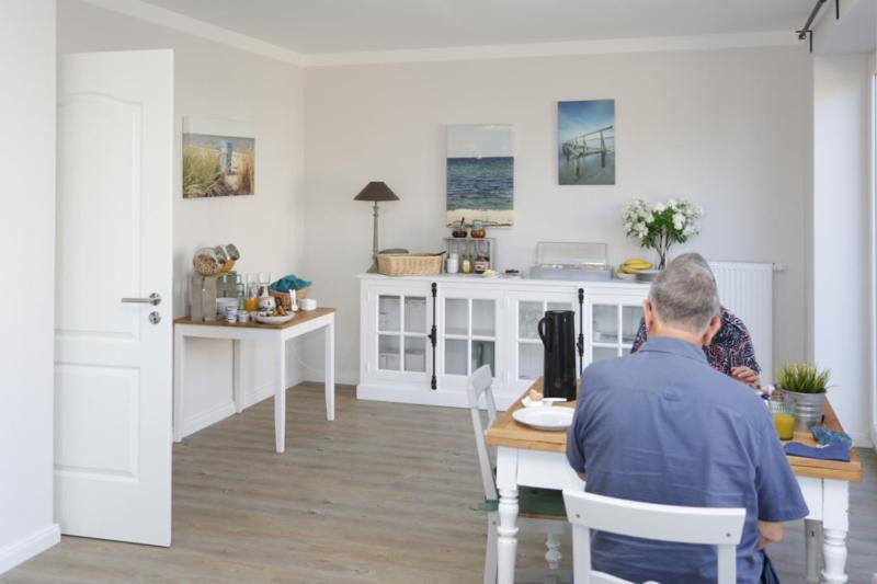 Hotel & Ferienunterkuenfte Hus Seeblick Fehmarn Zewnętrze zdjęcie
